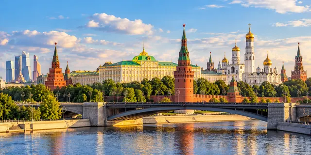 Панорама Москвы с Кремлём